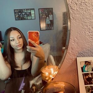 Meet your Posher, Makiah